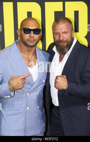 Dave Bautista e Paolo ' Triple H' Levesque al ventesimo secolo Fox in prima mondiale di "tuber'. Tenuto presso Il Regal Cinemas L.A. Vive a Los Angeles, CA, 10 luglio 2019. Foto: Richard Chavez / PictureLux Foto Stock