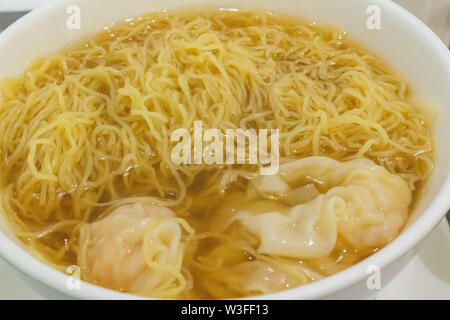 Wantan noodle soup Foto Stock