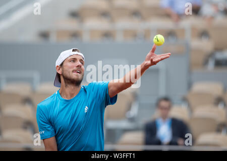 Lucas Pouille dalla Francia durante il giorno 11 del francese si apre il 31 maggio 2019 a Parigi, Francia Foto Stock