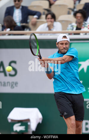 Lucas Pouille dalla Francia durante il giorno 11 del francese si apre il 31 maggio 2019 a Parigi, Francia Foto Stock