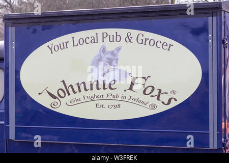 Glencullen, Irlanda - 12 Gennaio 2019 - Johnnie Fox Pub è una popolare destinazione turistica vicino a Dublino specializzato in cibo irlandese e di intrattenimento. Foto Stock
