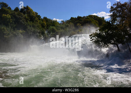 Cascata, Parco Nazionale di Krka, Croazia, Europa Foto Stock