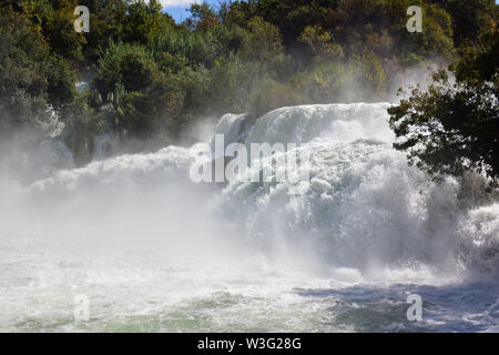 Cascata, Parco Nazionale di Krka, Croazia, Europa Foto Stock