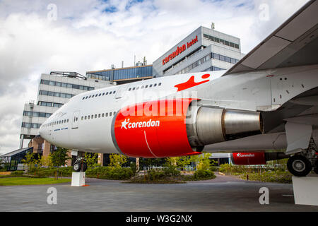 Corendon Village Hotel, am Flughafen Amsterdam Schiphol, ehemalige KLM Boeing 747-400, jumbo jet, im Park der Hotelanlage, wird zu einem 5D Luftfahrt Foto Stock