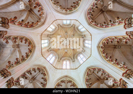 Il soffitto del coro del Monastero di Batalha Foto Stock