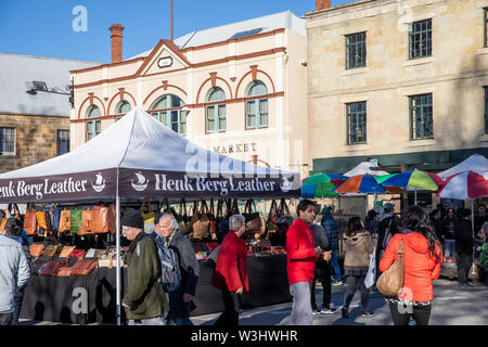 Salamanca le bancarelle del mercato in Salamanca Place Hobart Tasmania Foto Stock