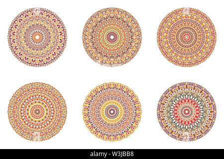 Abstract circolare round ornamento floreale mandala set - ornamentali geometrici vettore grafico da forme curvilinee Illustrazione Vettoriale