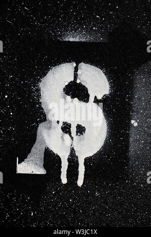 Lettera S grunge paninted spray stencil font Foto Stock