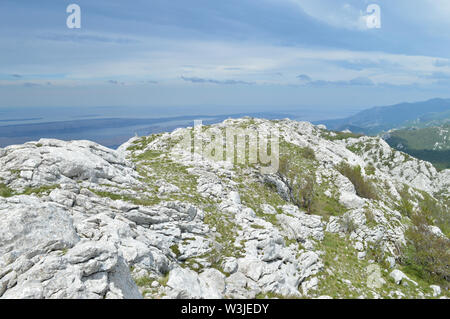 Velebit meridionale paesaggi fotografati da Ždrilski kuk, Croazia Foto Stock