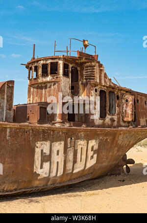 Cimitero di navi, Moynak (Moynaq), Uzbekistan Foto Stock