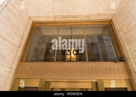 Cass Gilbert a 130 W. 30th Street è un punto di riferimento nel quartiere di Chelsea, New York, Stati Uniti d'America Foto Stock