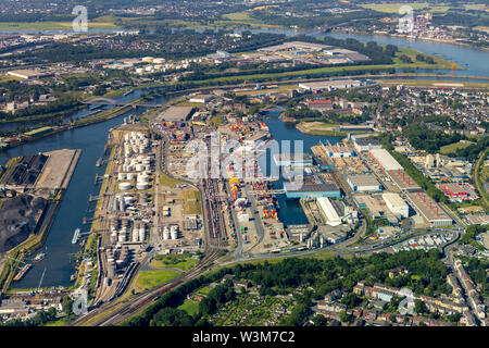 Foto aerea della società Haeger & Schmidt Logistica Duisburger Hafen Duisport AG an der Ruhr con estuario della Ruhr in Reno nella panoramica e de Foto Stock