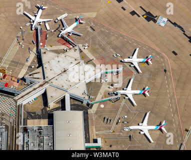 Edificio degli arrivi, Germania.., Europa, Eurowings, Eurowings aereo, vacanza aereo, aeroporto di Colonia / Bonn "Konrad Adenauer' (codice IATA: CGN) è il lar Foto Stock