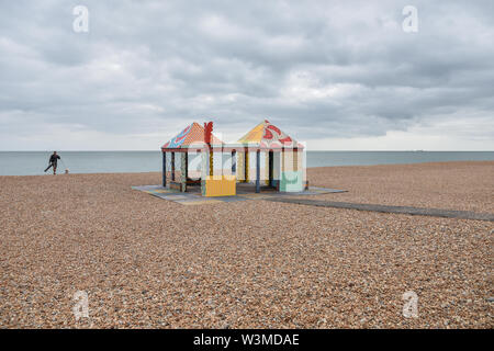 La Casa Anacaona, sulla spiaggia a Folkestone, Kent, Regno Unito nel luglio 2019 Foto Stock