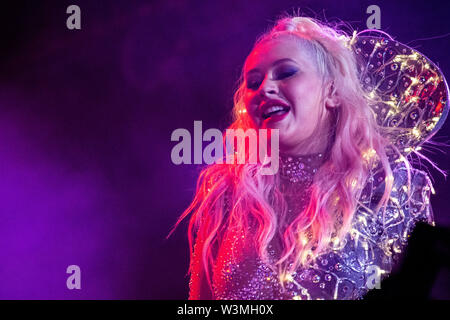 Locarno, Svizzera luglio XV 2019 Christina Aguilera live presso la luna e le stelle Festival © Roberto Finizio / Alamy Foto Stock