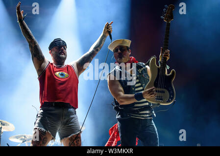 MADRID - giu 28: Turbonegro (rock band) eseguire in concerto presso il Download (musica heavy metal festival), il 28 giugno 2019 a Madrid, Spagna. Foto Stock