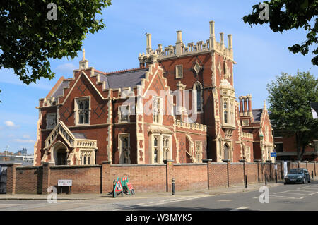 Il castello storico Club su Broomhouse Lane, Parsons Green, Fulham, London Borough di Hammersmith e Fulham, England, Regno Unito Foto Stock