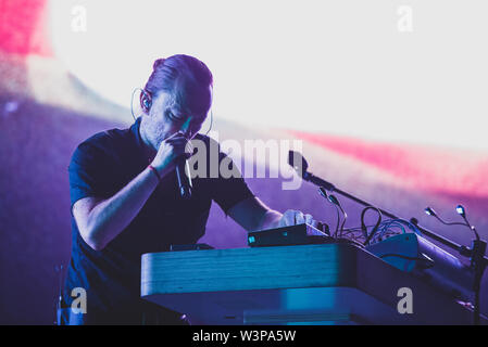 Il cantautore britannico Thom Yorke si esibisce dal vivo durante il Festival di collisioni su luglio 16th, 2019, a Barolo Foto Stock