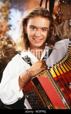 Florian Silbereisen, Deutsches Akkordeon-Wunderkind, Deutschland 1999. Fisarmonica tedesca star Florian Silbereisen, Germania 1999. Foto Stock