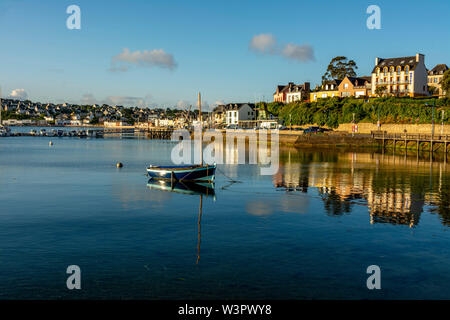 Camaret-sur-Mer Harbour, dipartimento Finistere, Bretagne, Francia Foto Stock