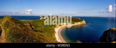 Camaret sur Mer. Pen-Hat bay , Crozon Penisola, dipartimento Finistere, Bretagne, Francia Foto Stock