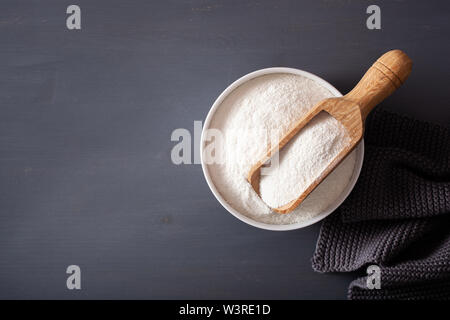 La farina di cocco ingrediente sano per il cheto paleo dieta Foto Stock