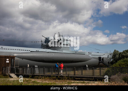 Il sommergibile tedesco U-995 è un'imbarcazione a U tipo VIIC/41 del Kriegsmarine della Germania nazista, ora aperta come museo a Laboe, in Germania, sul Mar Baltico. Foto Stock