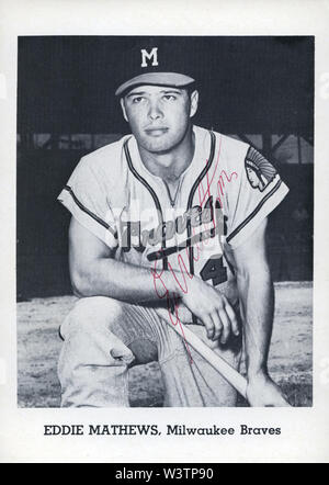 Foto autografate di star giocatore di baseball ed Mathews con il Milwaukee Braves circa sessanta Foto Stock