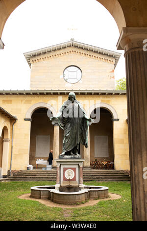 La Chiesa della Pace (Friedenskirche) ai margini del palazzo terreni nel Parco Sanssouci a Potsdam, Germania. Foto Stock