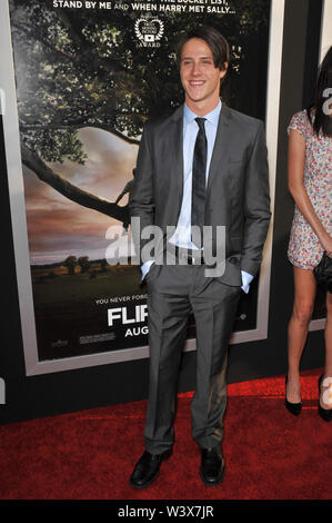 LOS ANGELES, CA. Luglio 26, 2010: Shane Harper presso il Los Angeles premiere del suo nuovo film 'Capovolto' alla Cupola di Glossari Affini, Hollywood. © 2010 Paul Smith / Featureflash Foto Stock