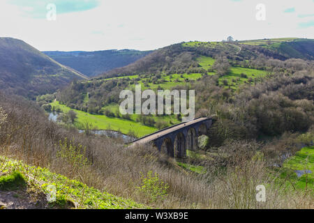 Headstone viadotto testa Monsal Monsal Dale Derbyshire inglese parco nazionale di Peak District Inghilterra Regno Unito Foto Stock