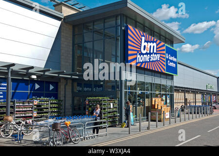 B&M Home Negozio convenienza e Garden Center Shop Foss Isole York North Yorkshire England Regno Unito Regno Unito GB Gran Bretagna Foto Stock