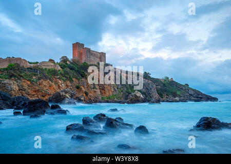 Il castello di Talamone, Orbetello, Grosseto e la Maremma,Toscana, Italia Foto Stock