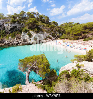 Cala Spiaggia Macarelleta in estate, Menorca, isole Baleari, Spagna Foto Stock