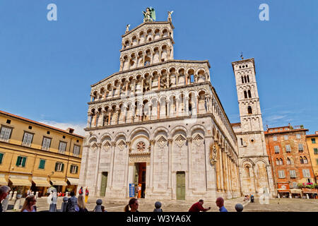 San Michele in Foro. una cattolica romana chiesa basilica a Lucca, Toscana, Italia centrale. Foto Stock