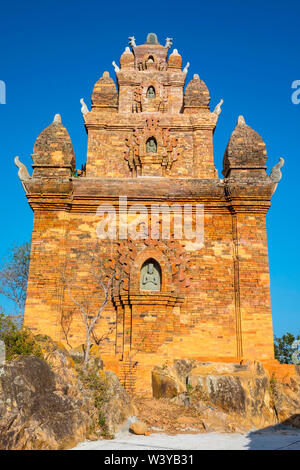 Po Ro Me rovine di templi, xvii sec. Cham tower, Ninh Phuoc distretto, Ninh Thuan Provincia, Vietnam Foto Stock