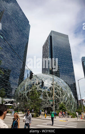 Le sfere di Amazon, Amazon campus della sede centrale, Seattle, Washington, Stati Uniti d'America Foto Stock
