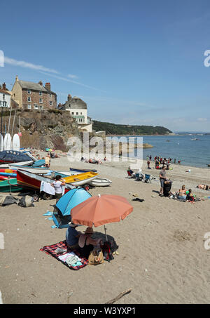 Kingsand e Cawsand come visto dal percorso quando si avvicina da Mount Edgcumbe Park Foto Stock