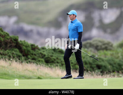 Portrush, paese di Antrim, Irlanda del Nord. Il 18 luglio 2019. Il 148th Open Golf Championship, Royal Portrush, Round uno; Rory McIlroy (NIR) sui quattro par 5° foro Credit: Azione Plus immagini di sport/Alamy Live News Foto Stock