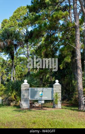 Segno di ingresso per motivi di Koreshan insediamento storico - di un palazzo del XIX secolo comune utopico, Estero, Florida, Stati Uniti d'America Foto Stock