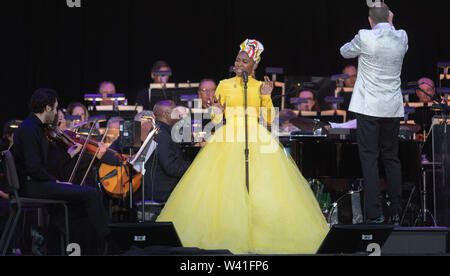 Luglio 12, 2019 - attrice e cantante Cynthia Erivo esegue con la San Diego Symphony. (Credito Immagine: © Rishi Deka/ZUMA filo) Foto Stock