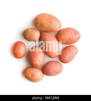 Patate fresche. Patate grezzo isolato su sfondo bianco. Foto Stock