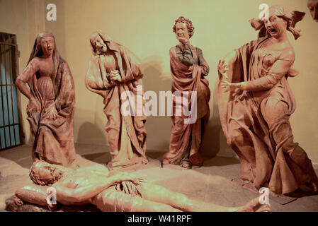 L'Europa, Italia, Emilia-Romagna, Bologna, il Santuario di Santa Maria della Vita, dolore oltre il Cristo morto di Niccolò dell'Arca Foto Stock