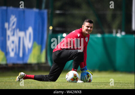 Foto di Massimo Paolone/LaPresse19 luglio 2019 Peio (TN), Italia sport calcio Cagliari Calcio - allenamento pre campionato di calcio di Serie A 2019/2020 - stadio "Celledizzo" nella foto: Rafael de Andrade Bittencourt Photo Massimo Paolone/LaPresse Luglio 19, 2019 Peio (TN), Italia sport soccer Cagliari Calcio - Formazione Pre italiano campionato di Football League A TIM 2019/2020 - "Celledizzo" Stadium. Nel pic:Rafael de Andrade Bittencourt Foto Stock