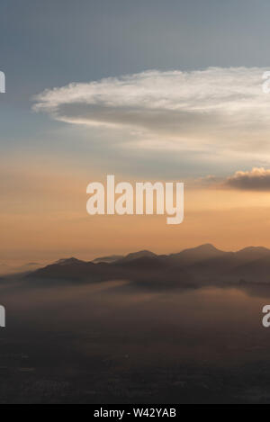 Vista dalla Bico do Papagaio, Foresta di Tijuca, Rio de Janeiro, Brasile Foto Stock