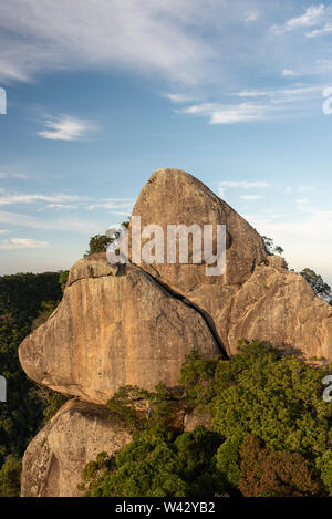 Vista dalla Bico do Papagaio, Foresta di Tijuca, Rio de Janeiro, Brasile Foto Stock