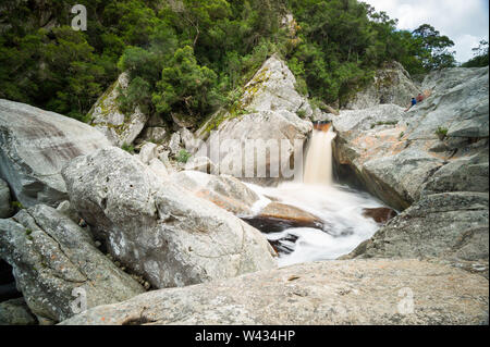 Scenic impetuose cascate del Garden Route, Touws River, deserto, Western Cape, Sud Africa Foto Stock