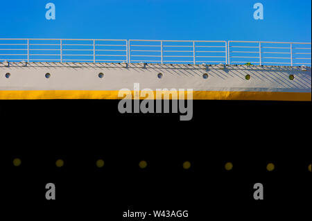 Abstract immagine di sfondo di una sezione di una nave. Foto Stock