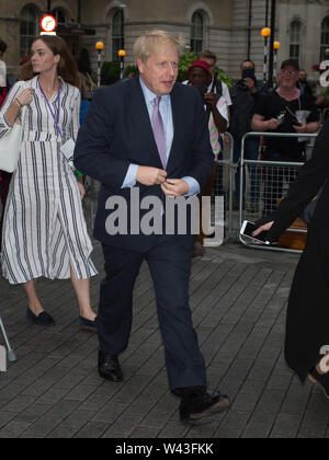 I partecipanti che arrivano al Broadcasting House per BBC Tory leadership dibattito, Londra, Regno Unito. Dotato di: Boris Johnson dove: Londra, Regno Unito quando: 18 giu 2019 Credit: Wheatley/WENN Foto Stock