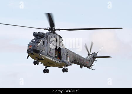 Un Westland Puma HC1 elicottero XW224 presso il Royal International Air Tattoo RIAT 2019 a RAF Fairford, Gloucestershire, Regno Unito Foto Stock